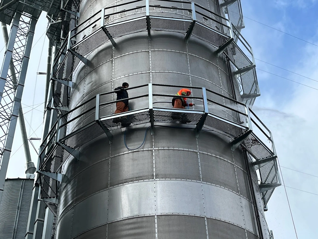Industrial Power Washing